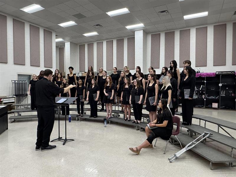 WHITEHOUSE, Texas — The Hallsville High School choir program delivered outstanding performances at the annual UIL Concert and Sightreading Contest, held April 1–2 in Whitehouse. The Non-Varsity Treble Choir earned straight Division I ratings for their concert performance, a notable accomplishment f